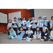 Los más pequeños celebraron el DIA DE LA BANDERA